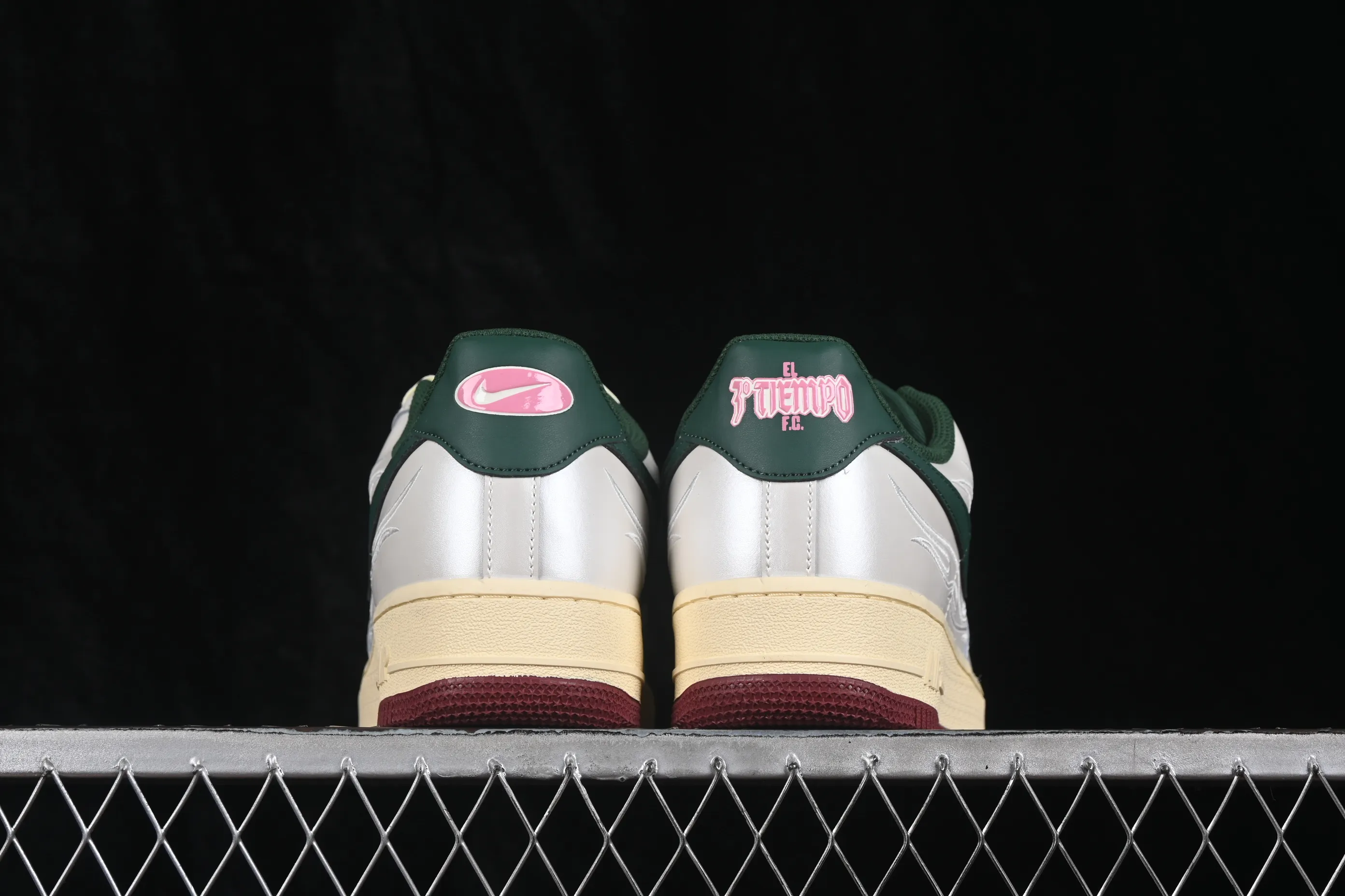 All categories Nk Air Force 1 Air Force series Nk Air Force 1 Low Air Force low-top J version Nike Air Force 1'07 Low Air Force 1 low-top casual sneakers IR5896-030
